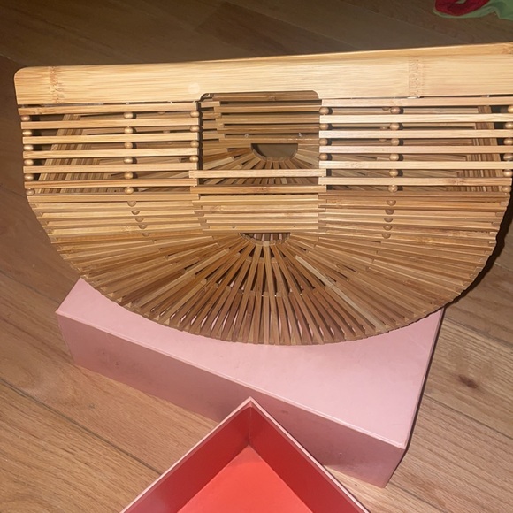 Cult Gia bamboo ark top handle bag (not the mini) - Picture 3 of 4
